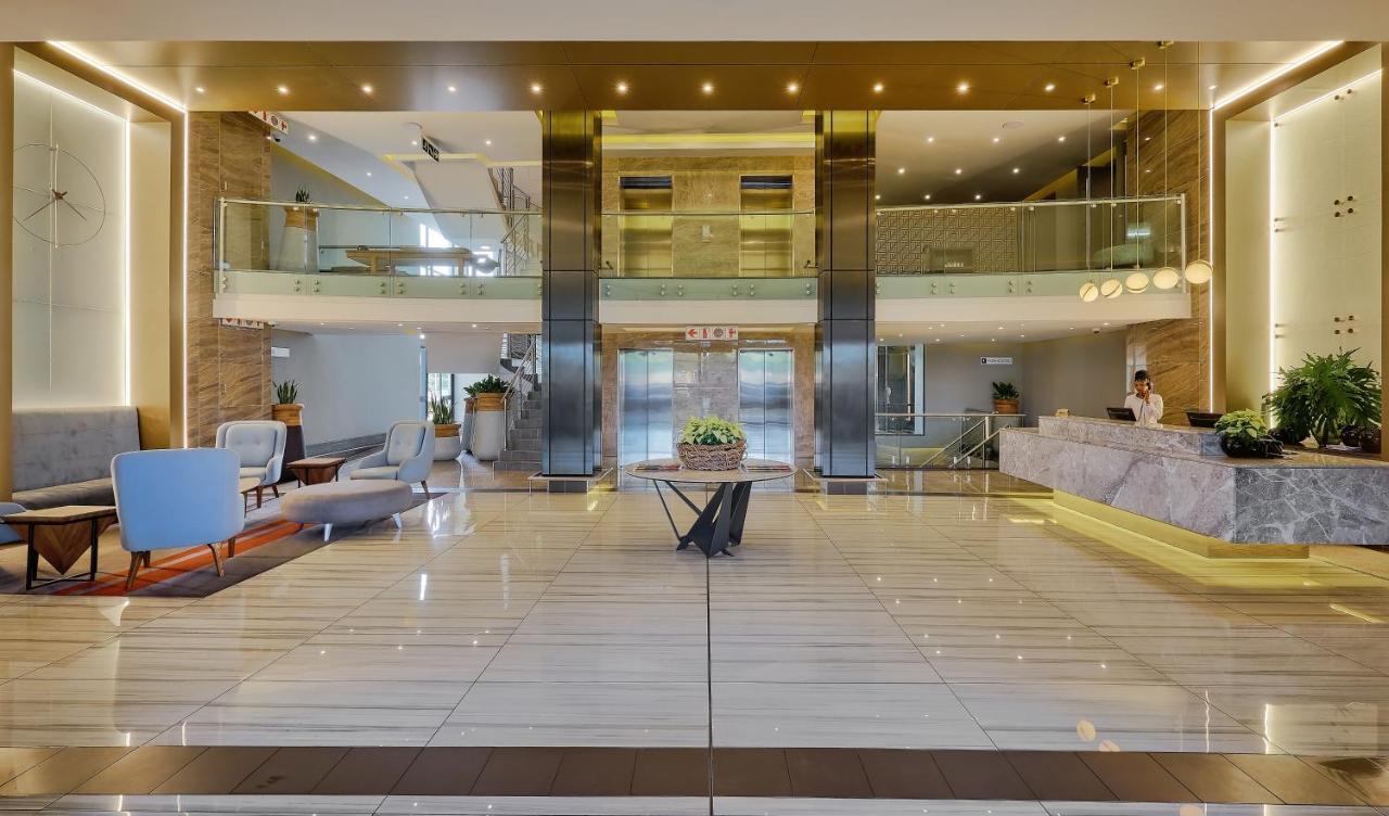 The Regency Apartment Hotel Menlyn Pretoria-Noord Exterior foto
