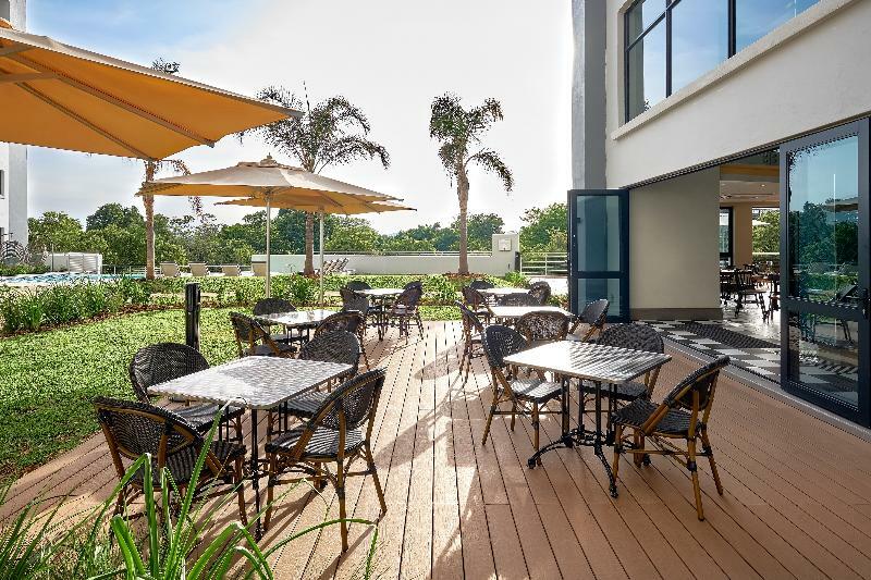 The Regency Apartment Hotel Menlyn Pretoria-Noord Exterior foto